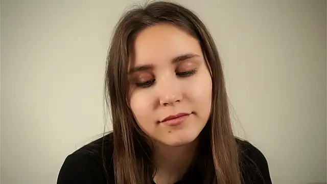 Snapshot of EthalFlowers chatting on September 2025 01:10:01 AM EthalFlowers online show from September 2025 01:10:01 AM