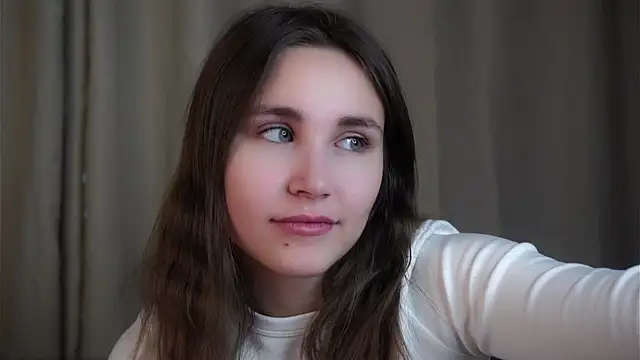 Snapshot of EthalFlowers chatting on November 2025 02:11:02 AM EthalFlowers online show from November 2025 02:11:02 AM