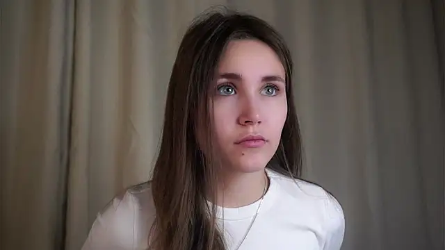 EthalFlowers online show from November 2025 01:17:02 AM