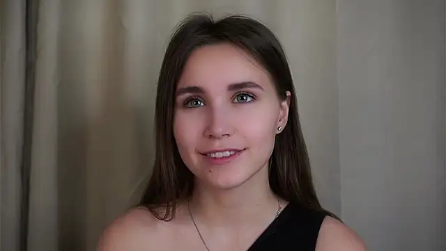 EthalFlowers online show from November 2025 01:15:01 AM