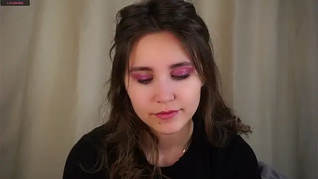 EthalFlowers online show from November 2025 01:15:01 AM