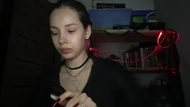 Yuna5343 online show from October 2025 07:15:01 PM