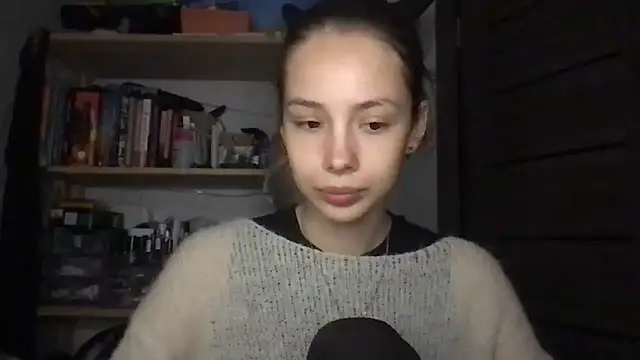 Yuna5343 online show from November 2025 10:21:01 PM