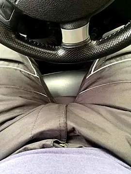 maxvergo online show from October 2025 08:17:01 PM