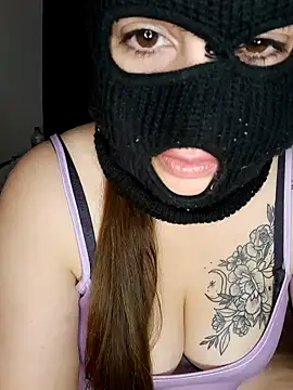 Snapshot of 1Malika chatting on October 2025 08:02:02 AM 1Malika online show from October 2025 08:02:02 AM