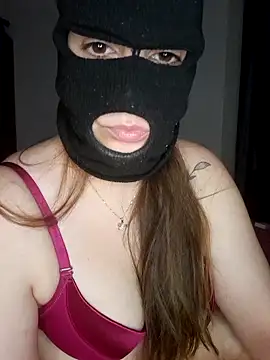 Snapshot of 1Malika chatting on October 2025 09:33:01 AM 1Malika online show from October 2025 09:33:01 AM