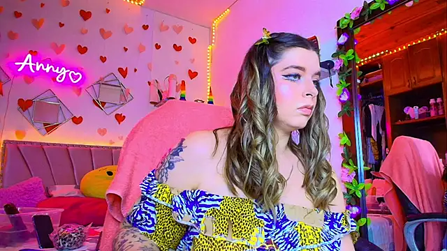 Anny Hurtado online show from September 2025 07:55:02 AM