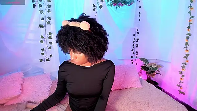 Lolalewis777 online show from February 2026 10:35:02 PM