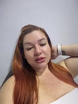 Snapshot of Bigass_curvy chatting on June 2026 12:24:02 AM Bigass curvy online show from June 2026 12:24:02 AM