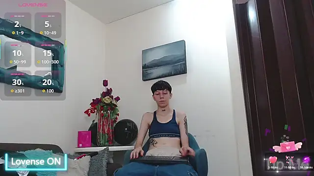 LiamBrown09 online show from February 2026 07:19:02 PM