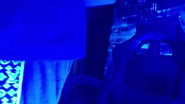 Snapshot of alexgiraldo__ chatting on June 2026 03:53:01 AM alexgiraldo online show from June 2026 03:53:01 AM