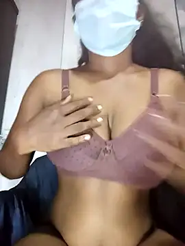 MickMicky online show from October 2025 03:20:02 AM