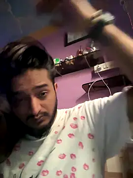 seenu2101 online show from October 2025 05:48:02 AM