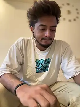 Snapshot of seenu2101 chatting on July 2026 01:07:02 PM seenu2101 online show from July 2026 01:07:02 PM