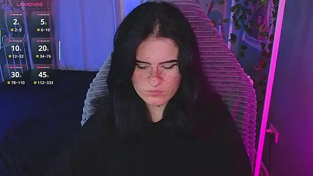 Snapshot of Dark_Shine chatting on November 2025 06:58:01 AM Dark Shine online show from November 2025 06:58:01 AM