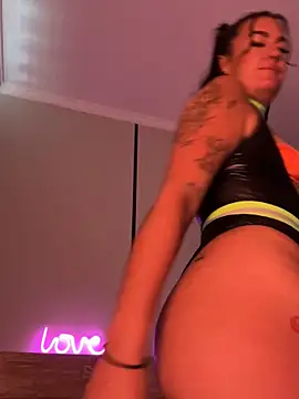 Snapshot of savana_heart chatting on October 2025 02:34:01 AM savana heart online show from October 2025 02:34:01 AM