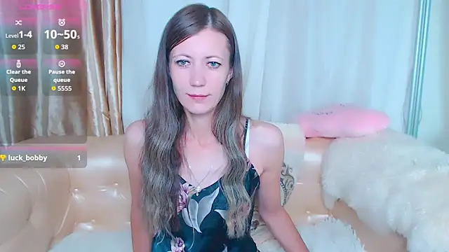 Snapshot of Bom_Mia_Bom chatting on October 2025 11:46:02 PM Bom Mia Bom online show from October 2025 11:46:02 PM