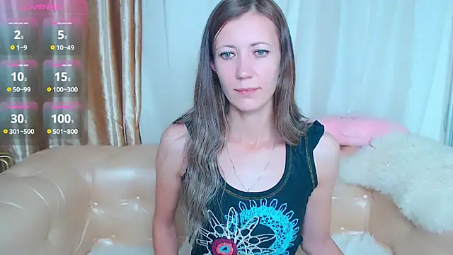 Snapshot of Bom_Mia_Bom chatting on October 2025 03:06:02 AM Bom Mia Bom online show from October 2025 03:06:02 AM