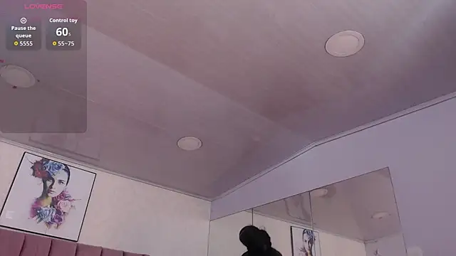 AriannaAdames online show from June 2026 12:52:01 PM