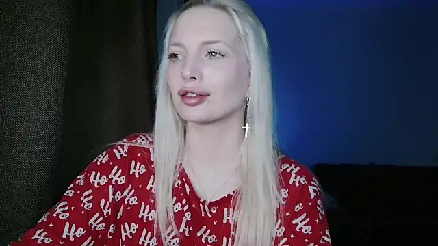 Snapshot of SpaceMarsi chatting on March 2026 11:28:02 PM SpaceMarsi online show from March 2026 11:28:02 PM