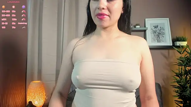 Snapshot of Miin_yuna chatting on September 2025 02:11:01 PM Miin yuna online show from September 2025 02:11:01 PM