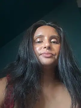 Snapshot of Angelaarayexx chatting on June 2026 01:45:02 PM Angelaarayexx online show from June 2026 01:45:02 PM