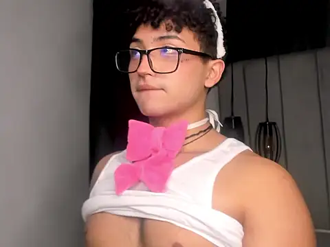 Snapshot of Valentin0_3 chatting on October 2025 11:55:02 AM Valentin0 3 online show from October 2025 11:55:02 AM