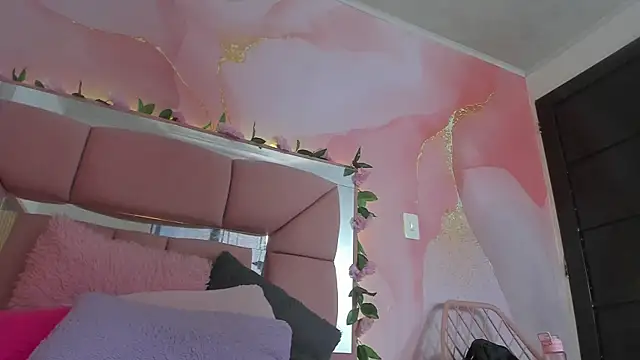 Mila grace  online show from June 2026 06:34:01 PM