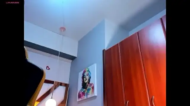 sara slut21 online show from November 2025 02:22:01 PM