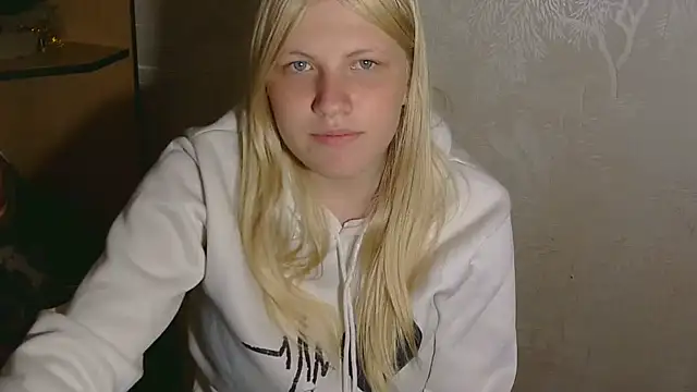 Snapshot of Victoria_ooo chatting on October 2025 08:28:02 PM Victoria ooo online show from October 2025 08:28:02 PM