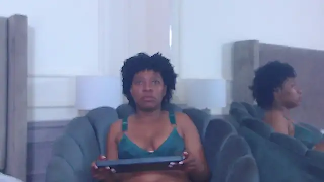 Snapshot of NatashaSilver chatting on November 2025 01:33:02 PM NatashaSilver online show from November 2025 01:33:02 PM