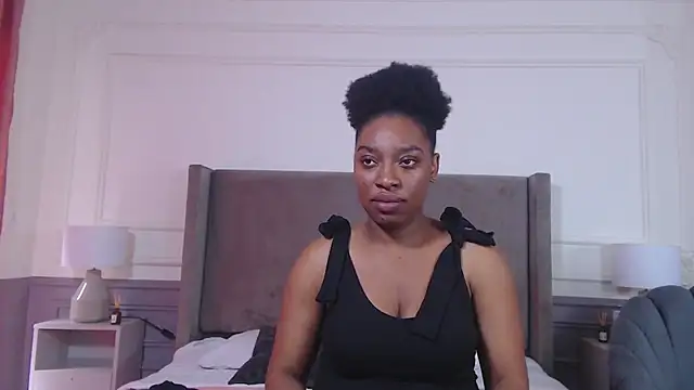 Snapshot of NatashaSilver chatting on November 2025 01:44:02 PM NatashaSilver online show from November 2025 01:44:02 PM