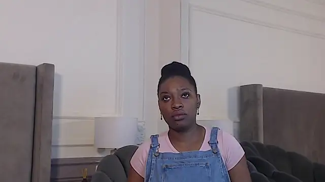 Snapshot of NatashaSilver chatting on November 2025 01:10:02 PM NatashaSilver online show from November 2025 01:10:02 PM