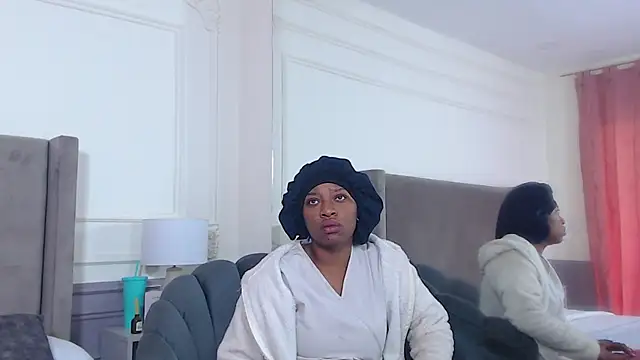 Snapshot of NatashaSilver chatting on November 2025 01:11:01 PM NatashaSilver online show from November 2025 01:11:01 PM