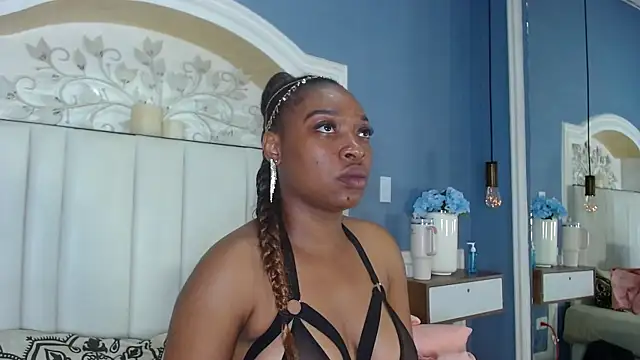 Snapshot of NatashaSilver chatting on December 2025 02:46:01 PM NatashaSilver online show from December 2025 02:46:01 PM