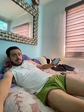 Alexitho25 online show from May 2026 09:19:01 PM