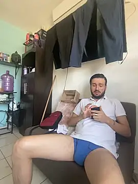 Alexitho25 online show from June 2026 09:36:02 PM