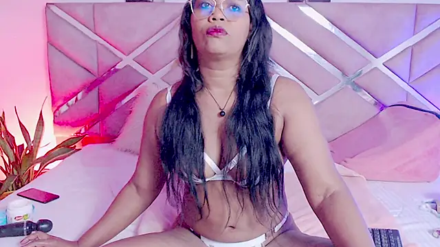 sofia 07 online show from October 2025 09:24:01 PM