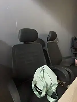 Emily Rivers  online show from February 2026 01:07:02 PM