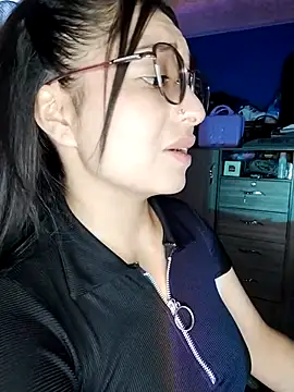 Snapshot of Mia___15 chatting on September 2025 08:19:01 PM Mia 15 online show from September 2025 08:19:01 PM