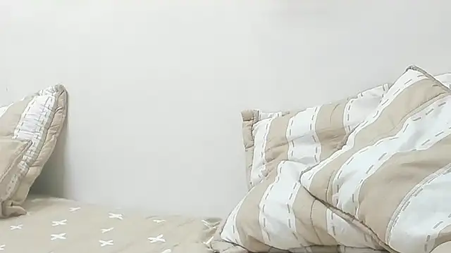 Angel superhuge online show from October 2025 05:18:01 AM