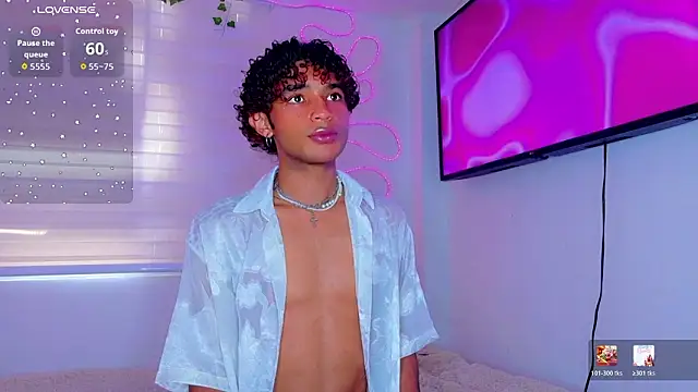 Aaron Wiinter online show from March 2026 07:42:01 PM