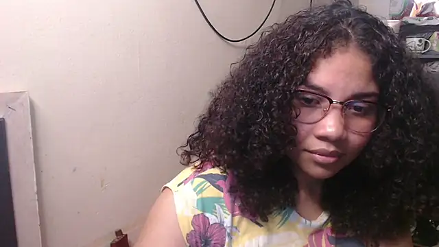 Snapshot of madelene chatting on February 2025 10:09:02 PM madelene online show from February 2025 10:09:02 PM