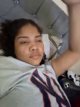 Snapshot of madelene chatting on February 2025 11:54:01 AM madelene online show from February 2025 11:54:01 AM