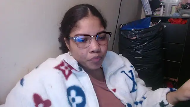 Snapshot of madelene chatting on March 2025 10:04:02 PM madelene online show from March 2025 10:04:02 PM