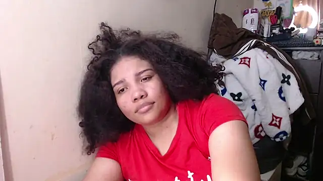 Snapshot of madelene chatting on March 2025 04:03:02 AM madelene online show from March 2025 04:03:02 AM