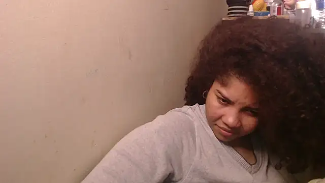 Snapshot of madelene chatting on October 2025 04:11:01 AM madelene online show from October 2025 04:11:01 AM