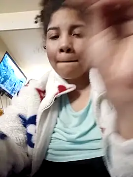 Snapshot of madelene chatting on October 2025 12:33:02 AM madelene online show from October 2025 12:33:02 AM