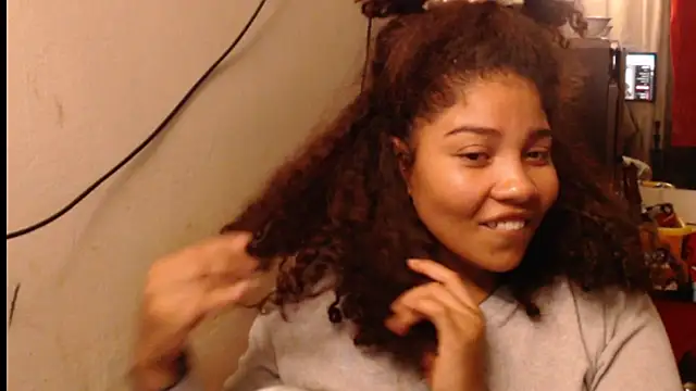 Snapshot of madelene chatting on March 2026 02:37:01 AM madelene online show from March 2026 02:37:01 AM