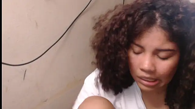 Snapshot of madelene chatting on April 2026 03:15:01 AM madelene online show from April 2026 03:15:01 AM